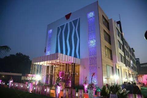 Wingston A Treehouse Hotel Goverdhan Radha Kund Extérieur photo